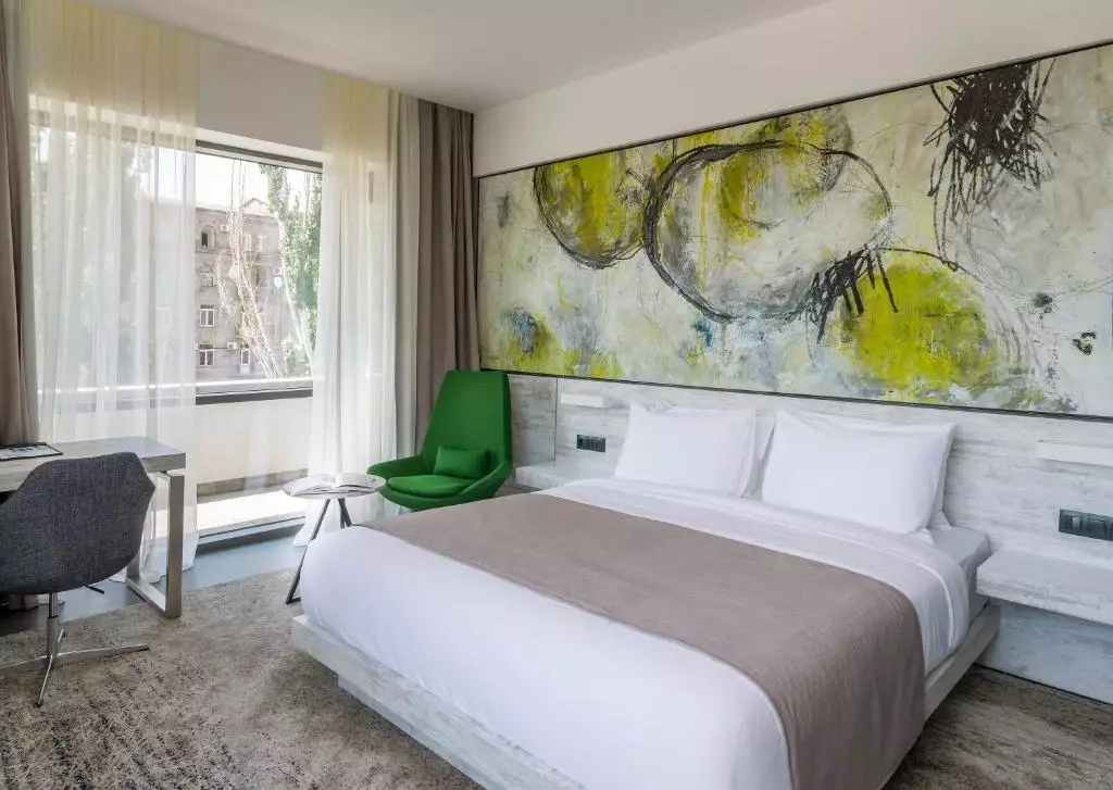 هتل مسیر53 ایروان