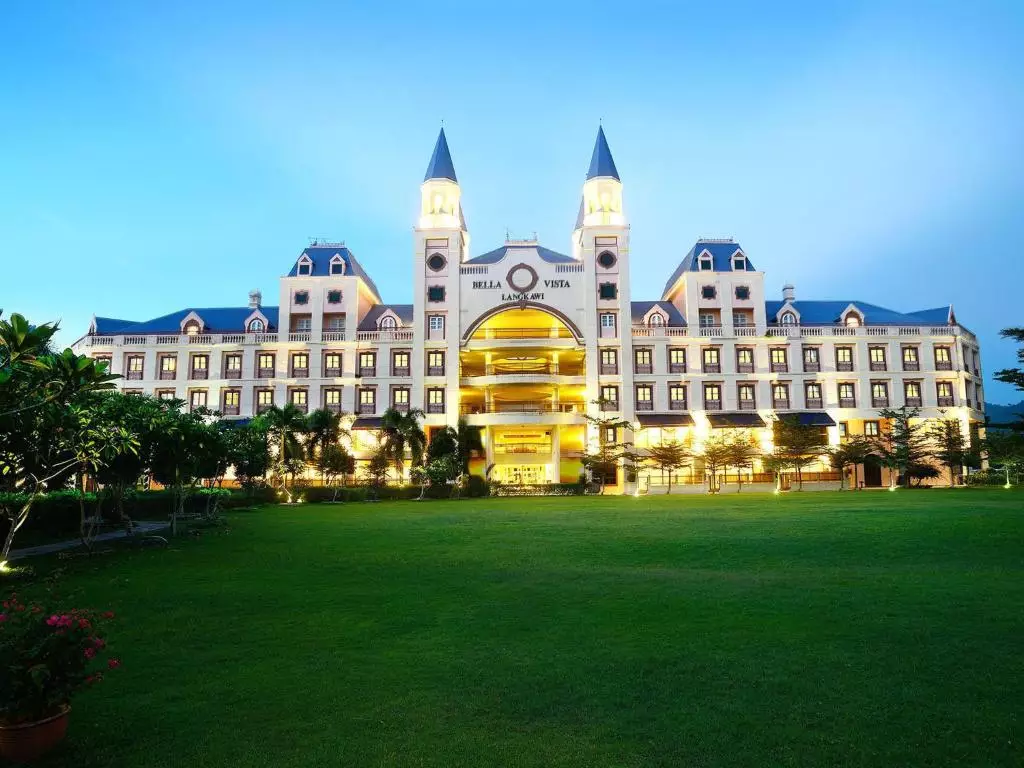 هتل بلا ویستا واترفرانت