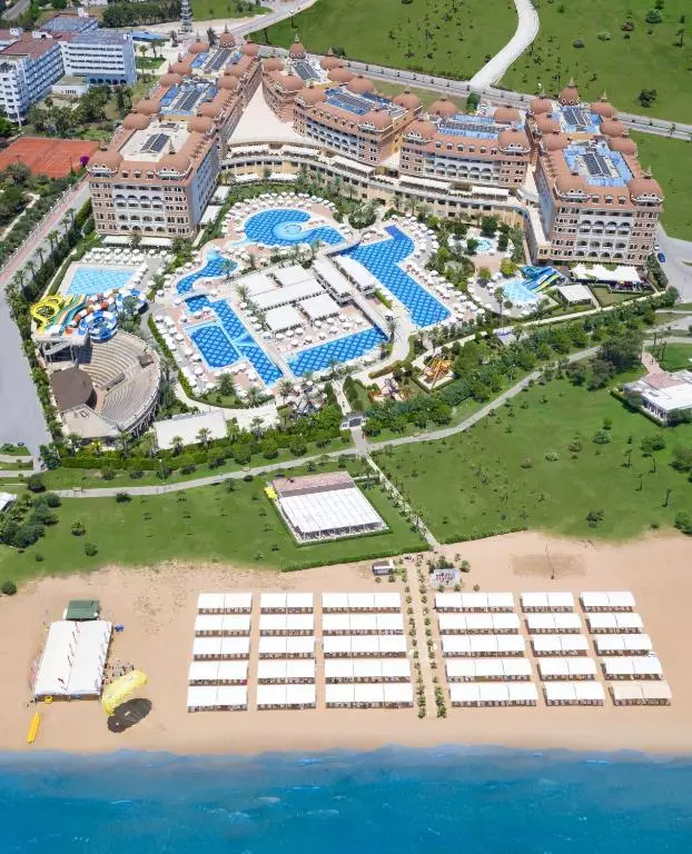 هتل رویال الهمبرا پالاس