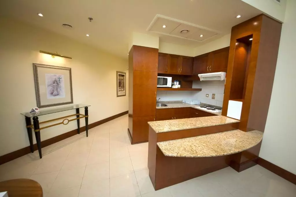 هتل سیتی سیزنز سوئیت