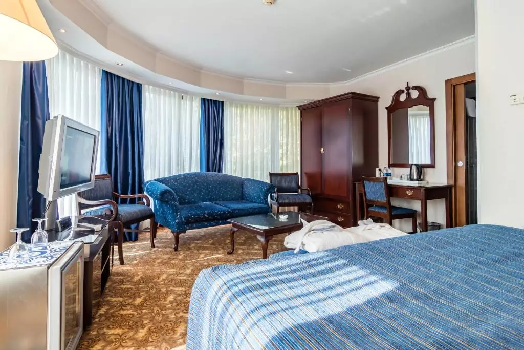 هتل ۲۰۰۰ کاواکلی دره