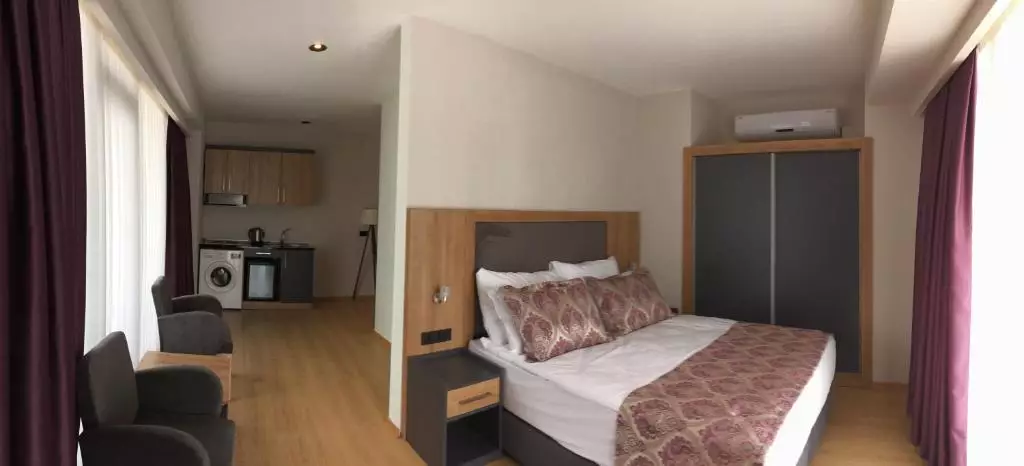 هتل آپارتمان ایفوریا