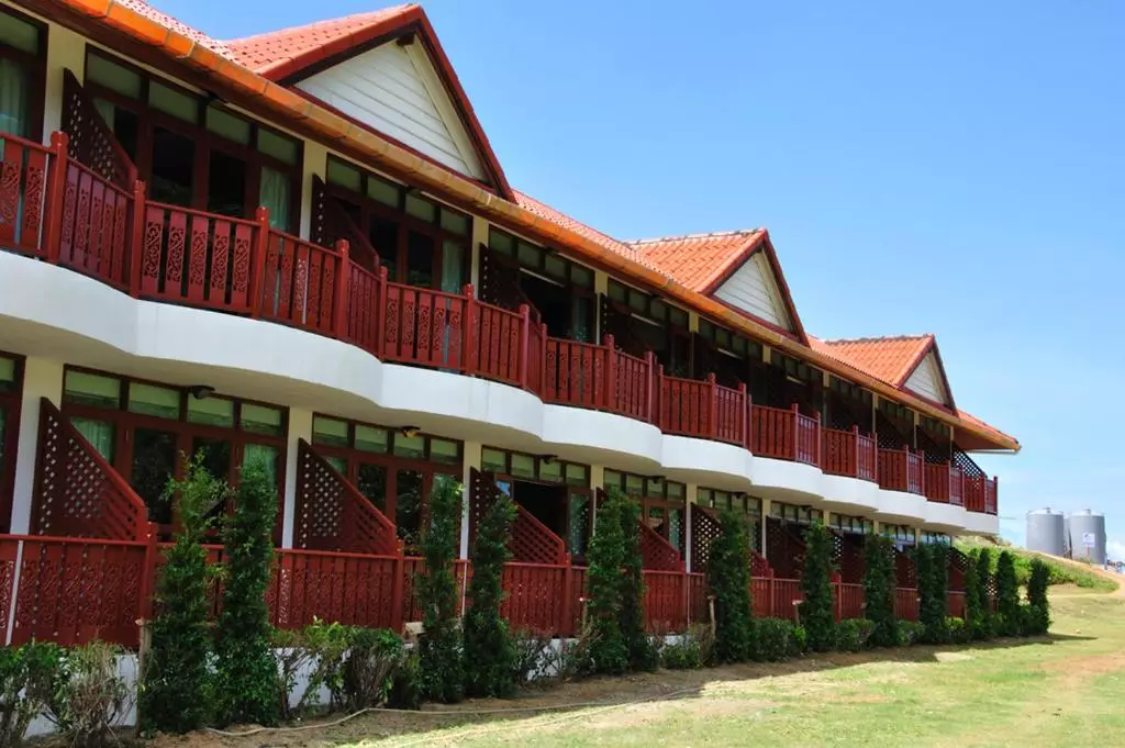 هتل فی فی اراوان پالم ریزورت