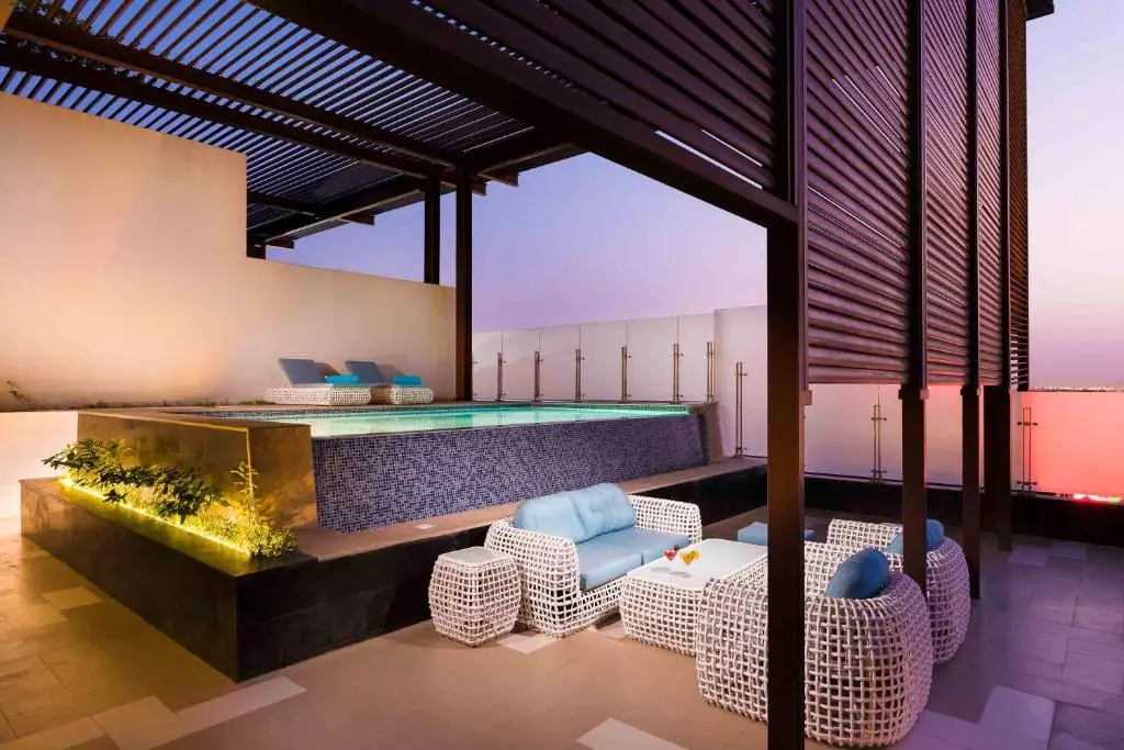 گرند میلینیوم مسقط