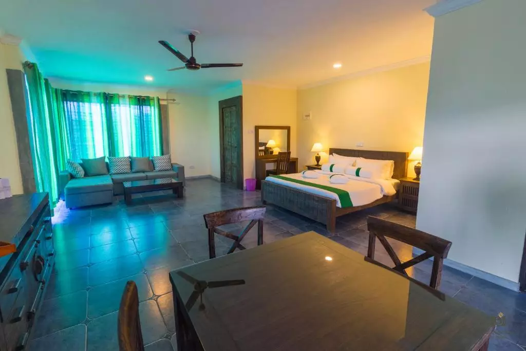 سرندیپ استون هتل و بونگالو