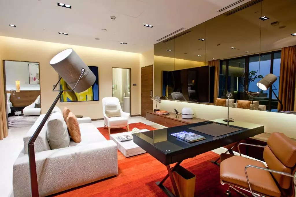 هتل وان فارر