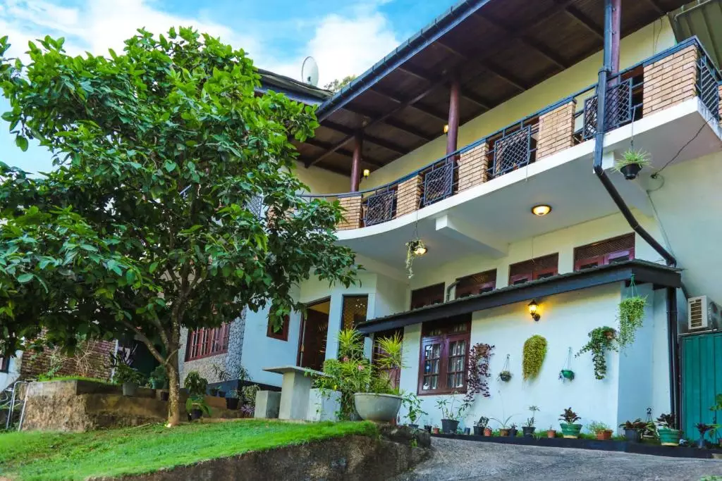 هتل کندیان هیدئوت