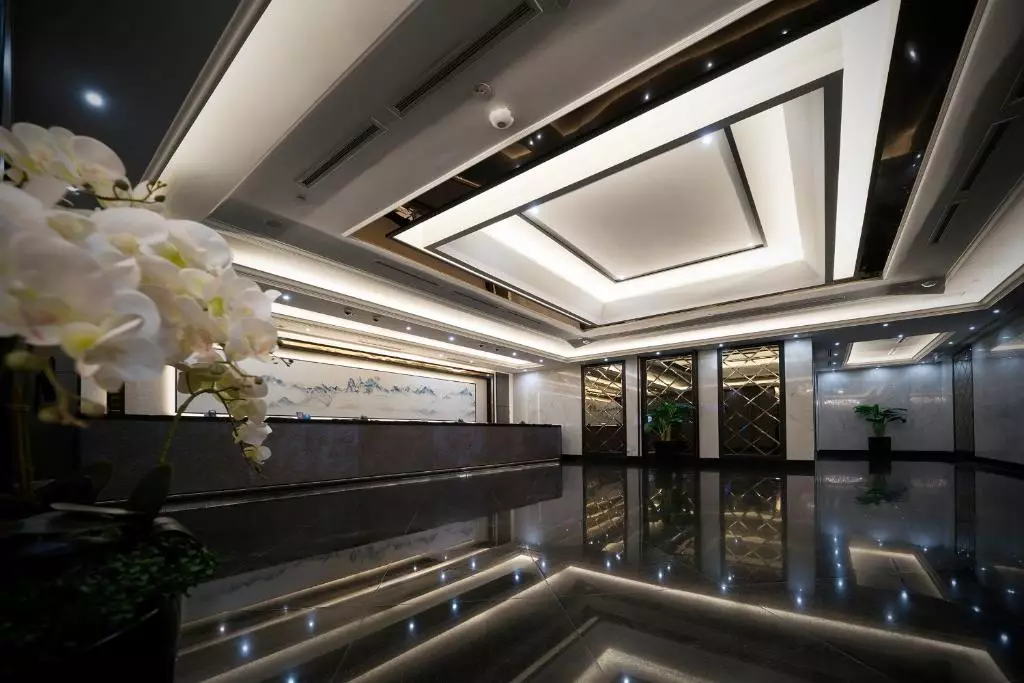 هتل وی لاوندر