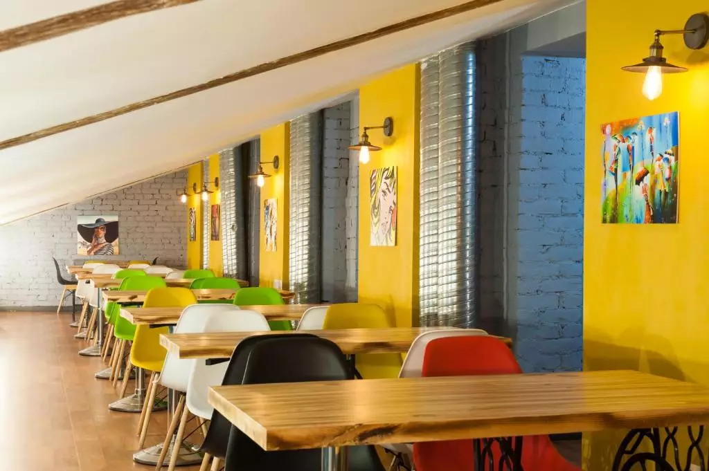 پتروفسکی آرت لافت