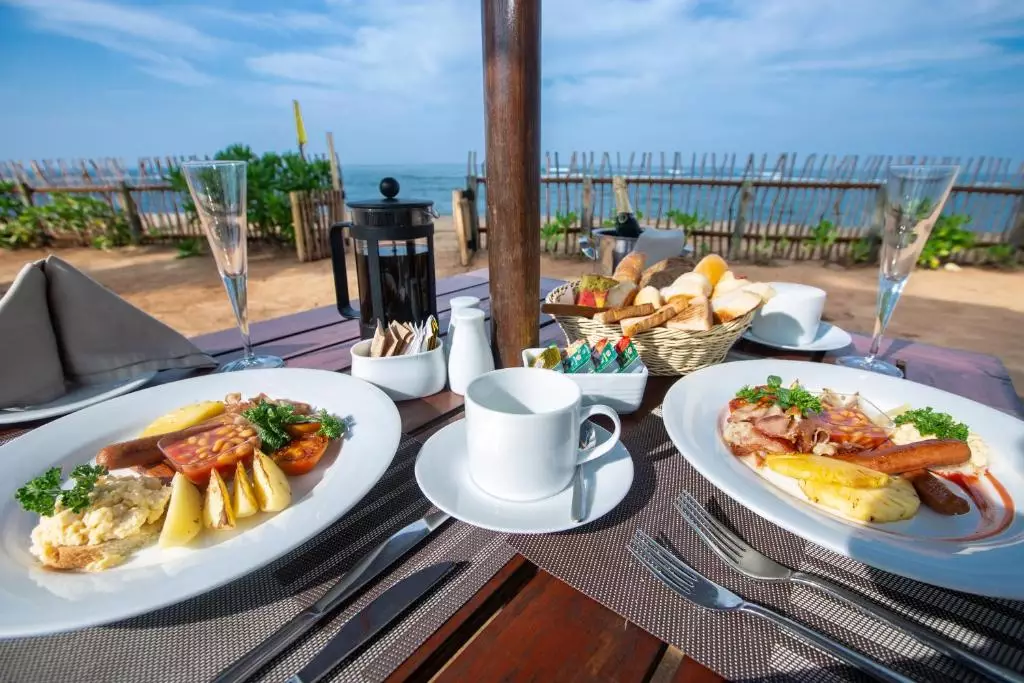 هتل ارلز ریف برووالا