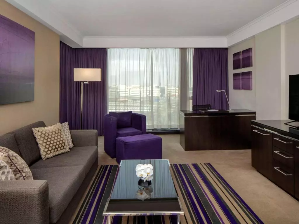 هتل پولمن دبی کریک سیتی سنتر