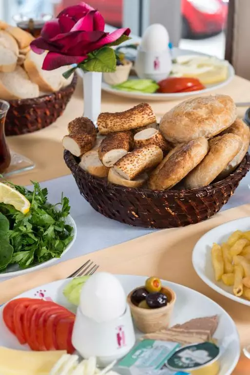 هتل ایسمیرا