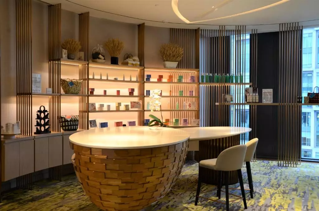 هتل ای کیو کوالالامپور