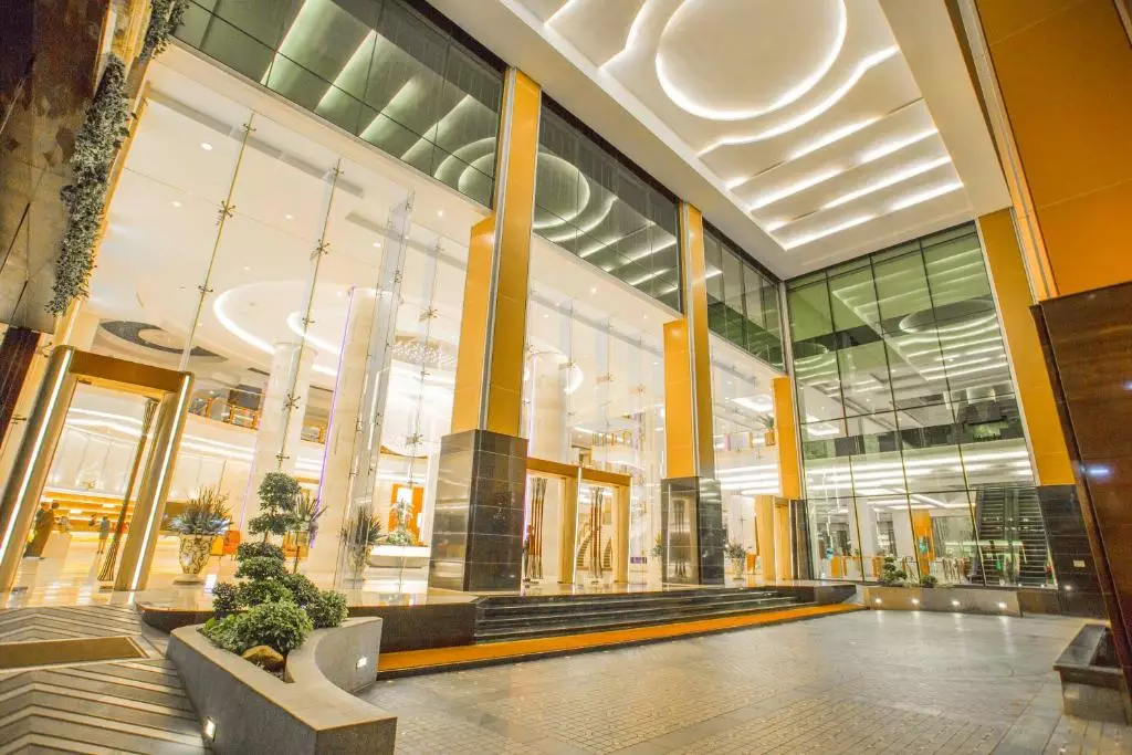 هتل گرند فوروینگ