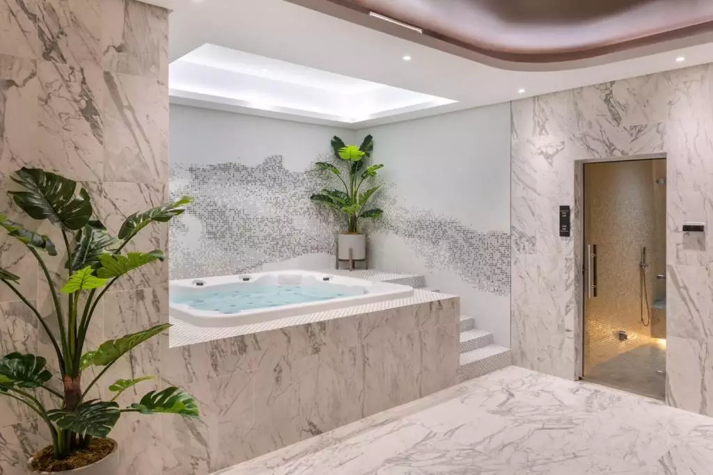 هتل پارامونت میدتاون دبی