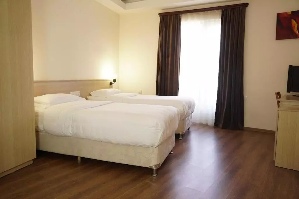 هتل آکواتک ریزورت اند اسپا