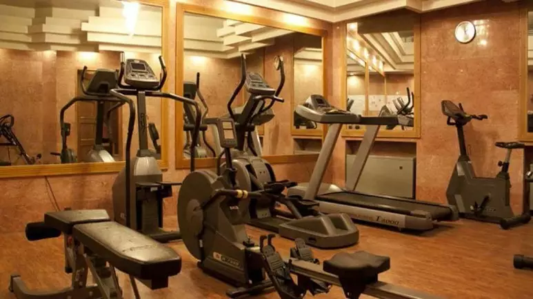 هتل بین المللی پارس