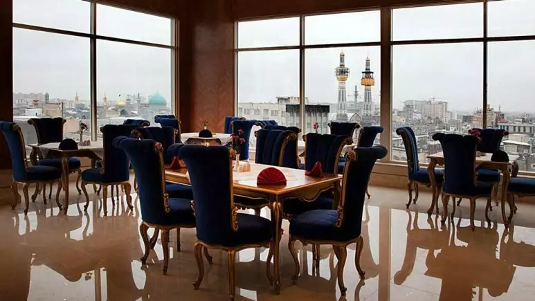 هتل ایران زمین