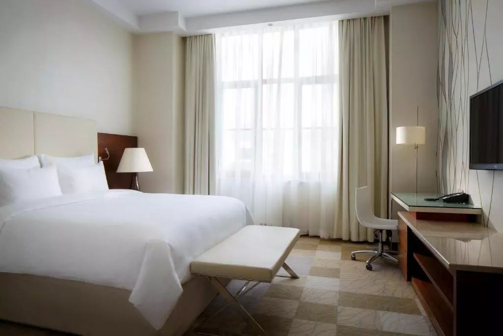 نووتل کانگرس کراسنایا پولیانا