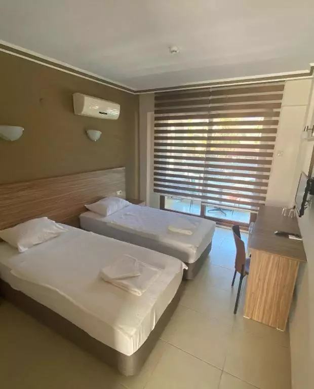 هتل آستوریا لایف