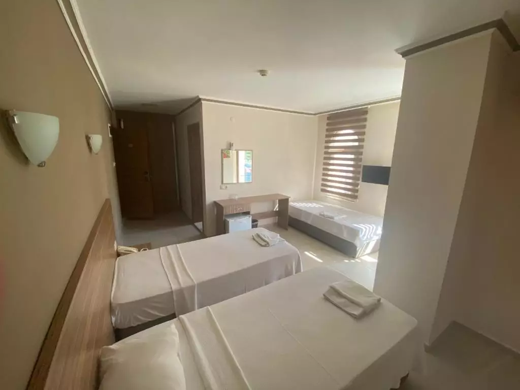 هتل آستوریا لایف