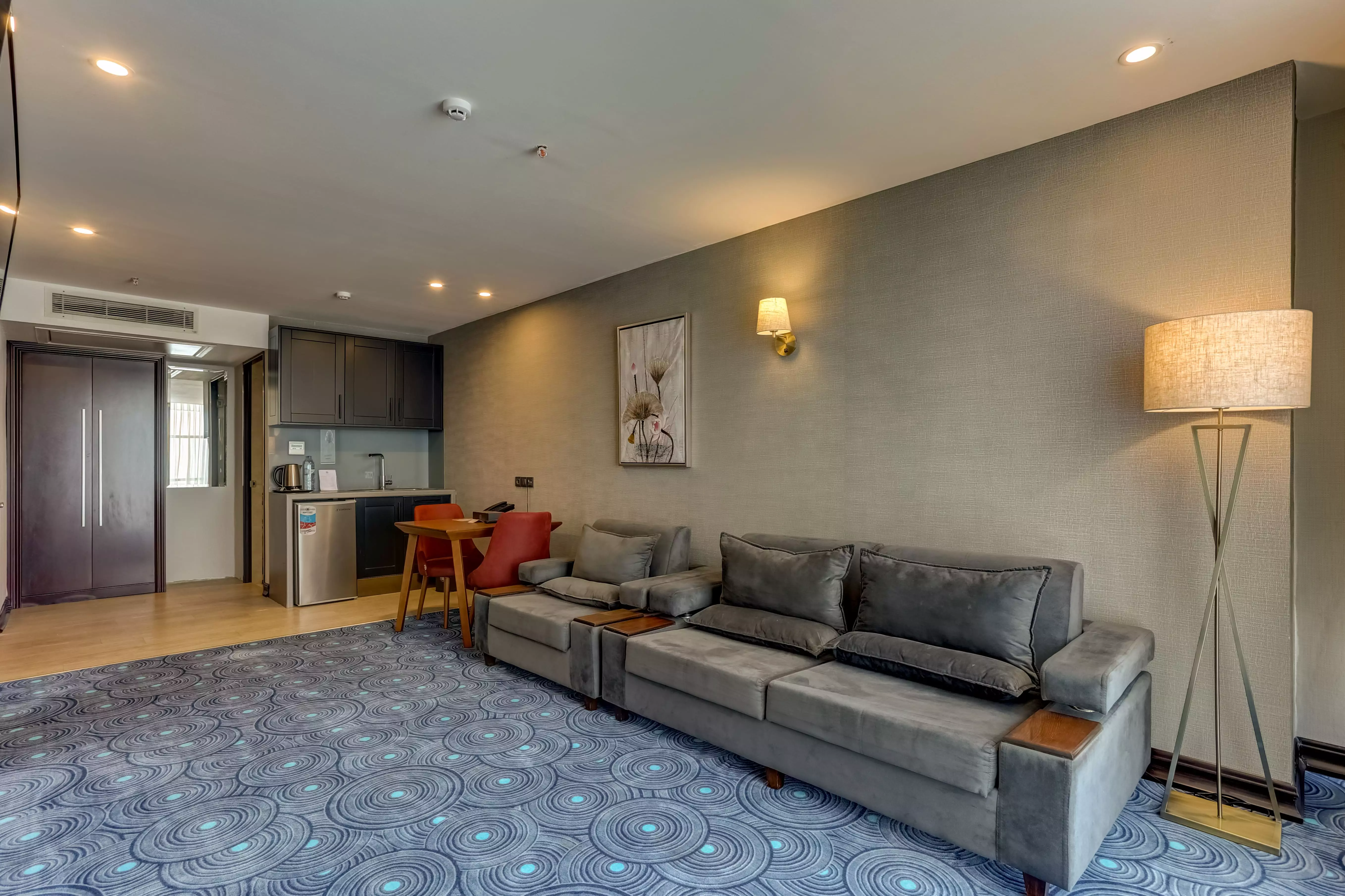 هتل آوینا قشم