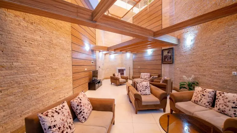 هتل نصیرالملک