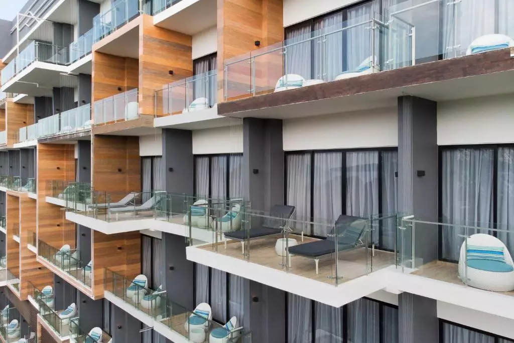 هتل آلوفت لانگکاوی پانتای تنگاه