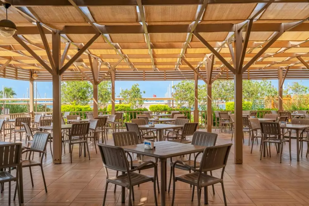 هتل کیرمان سیده مارین بیچ اند اسپا