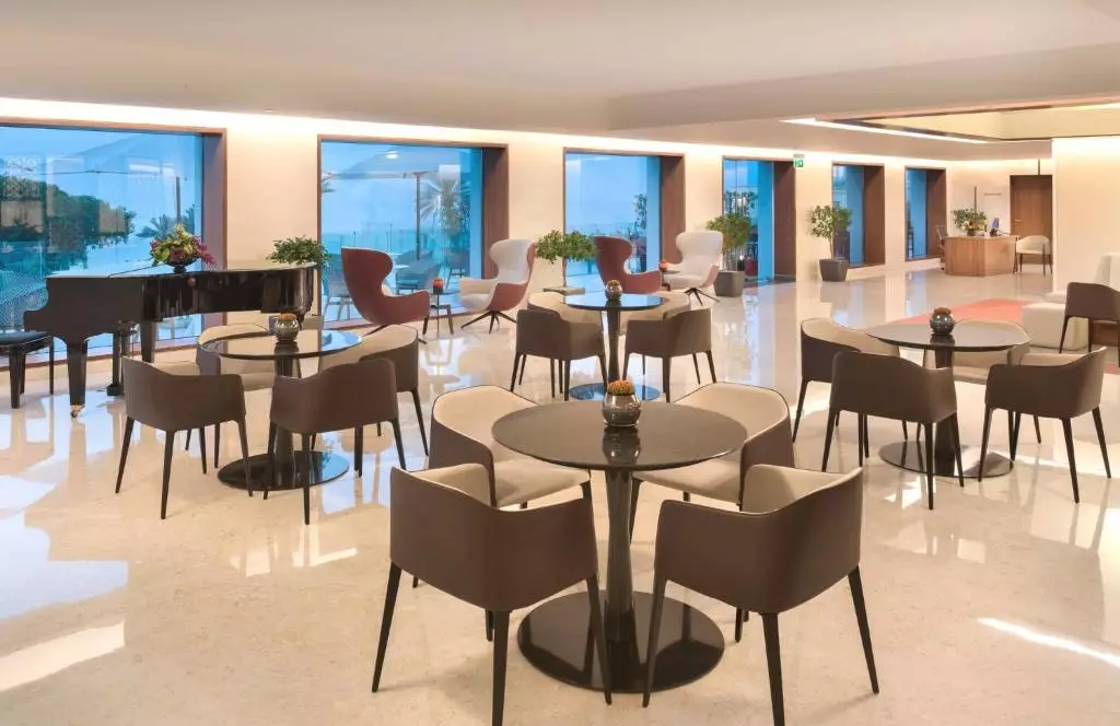 هتل کرون پلازا مسقط