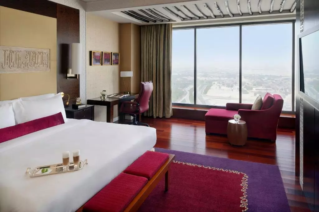 هتل د اچ هتل