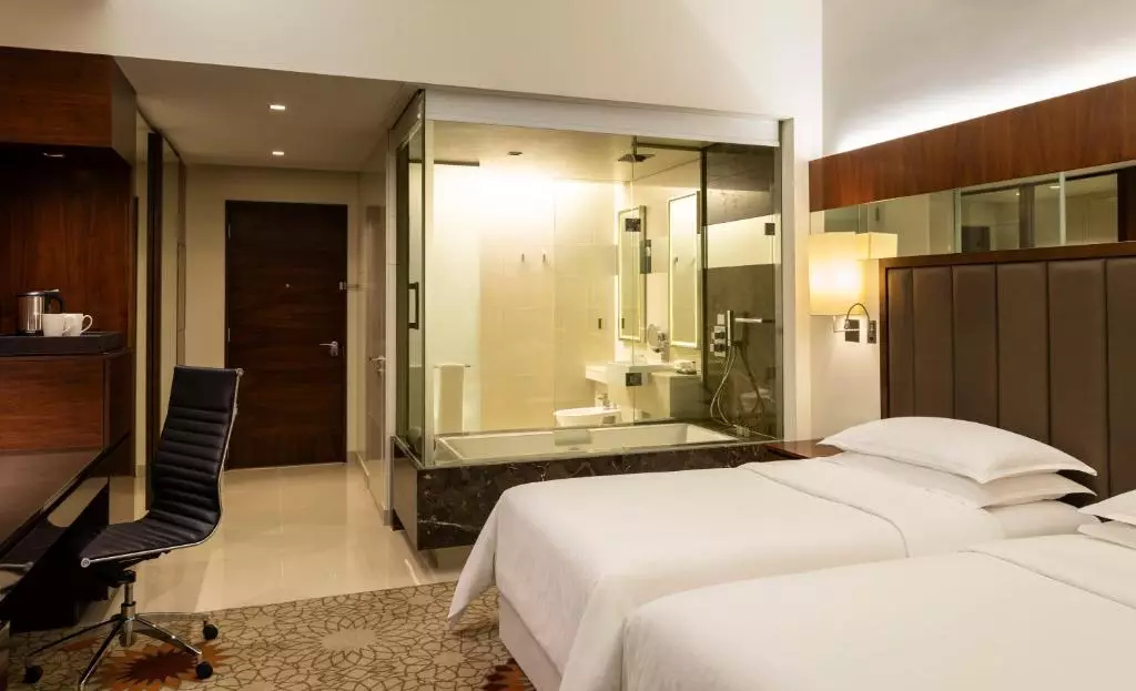 هتل شرایتون مال امارات دبی