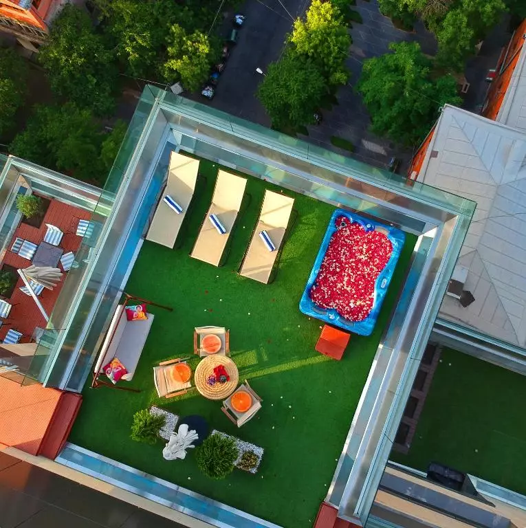 هتل اپرا سوییت