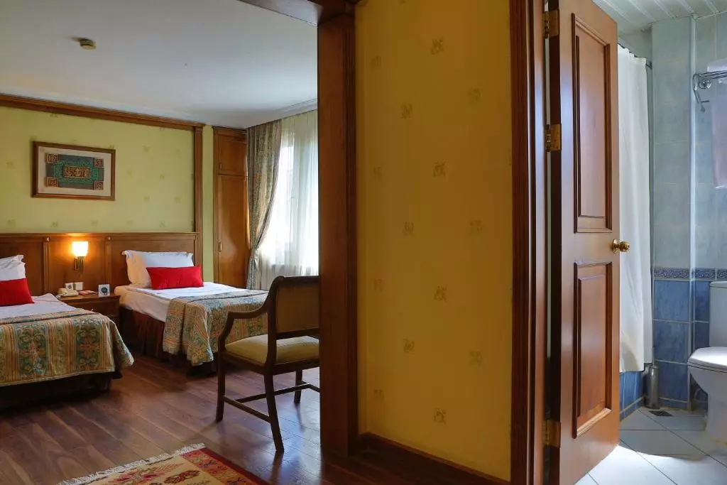 هتل الیت پالاس