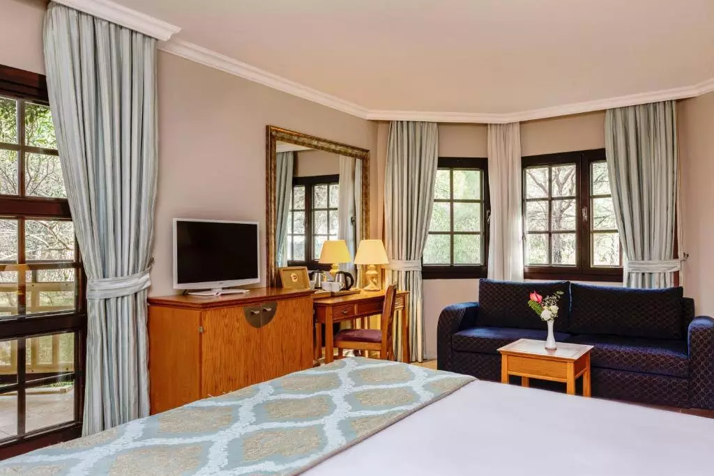 هتل آکواورد بلک