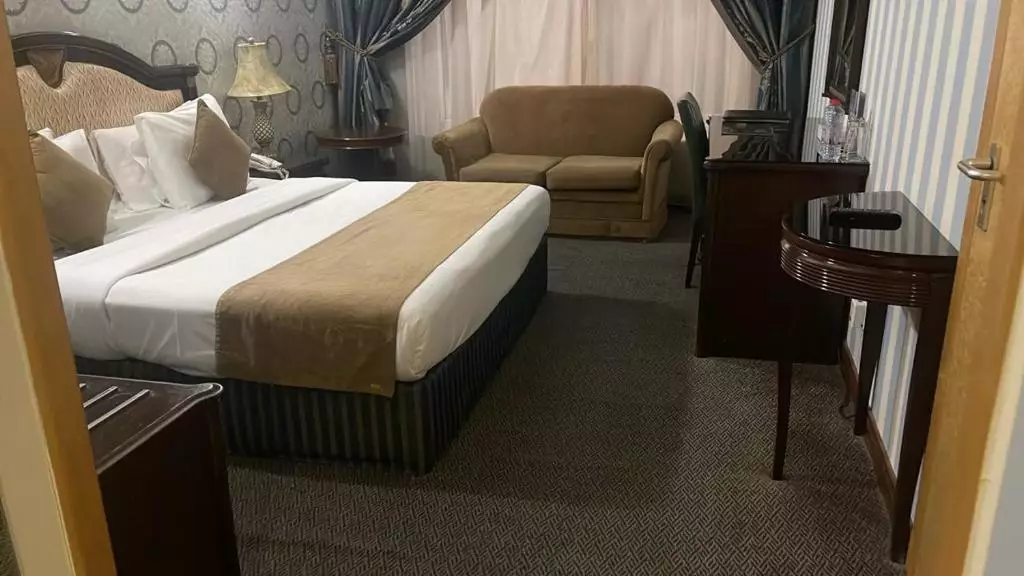 سان اند سندز