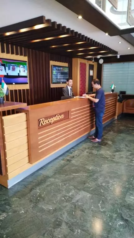 سان اند سندز