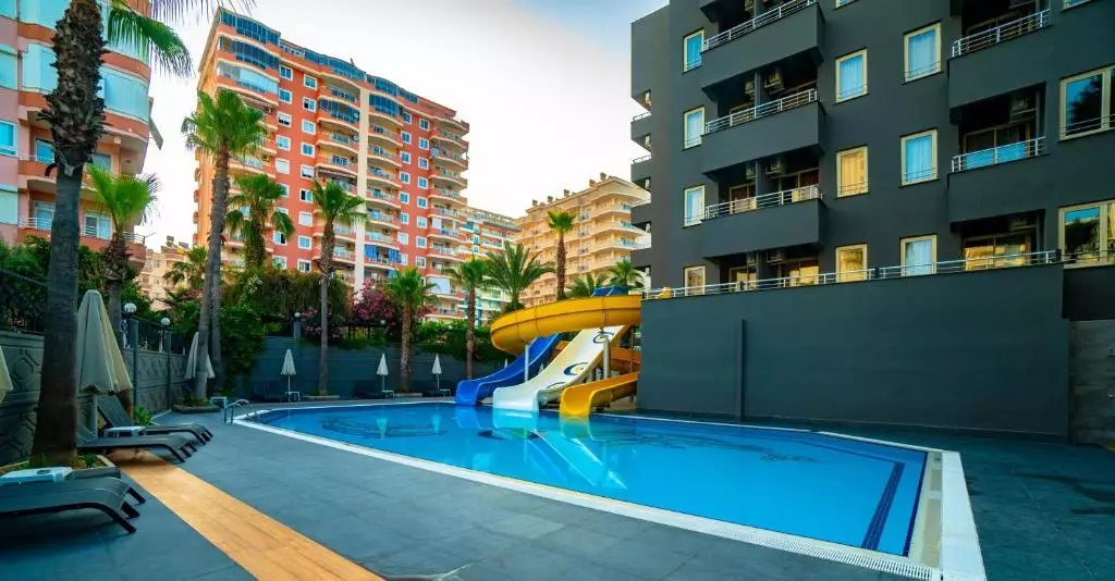 هتل سنزا گراند سانتا