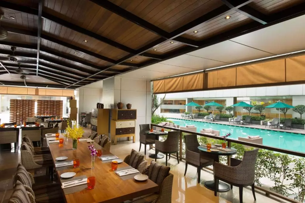 هتل دبل تری بای هیلتون