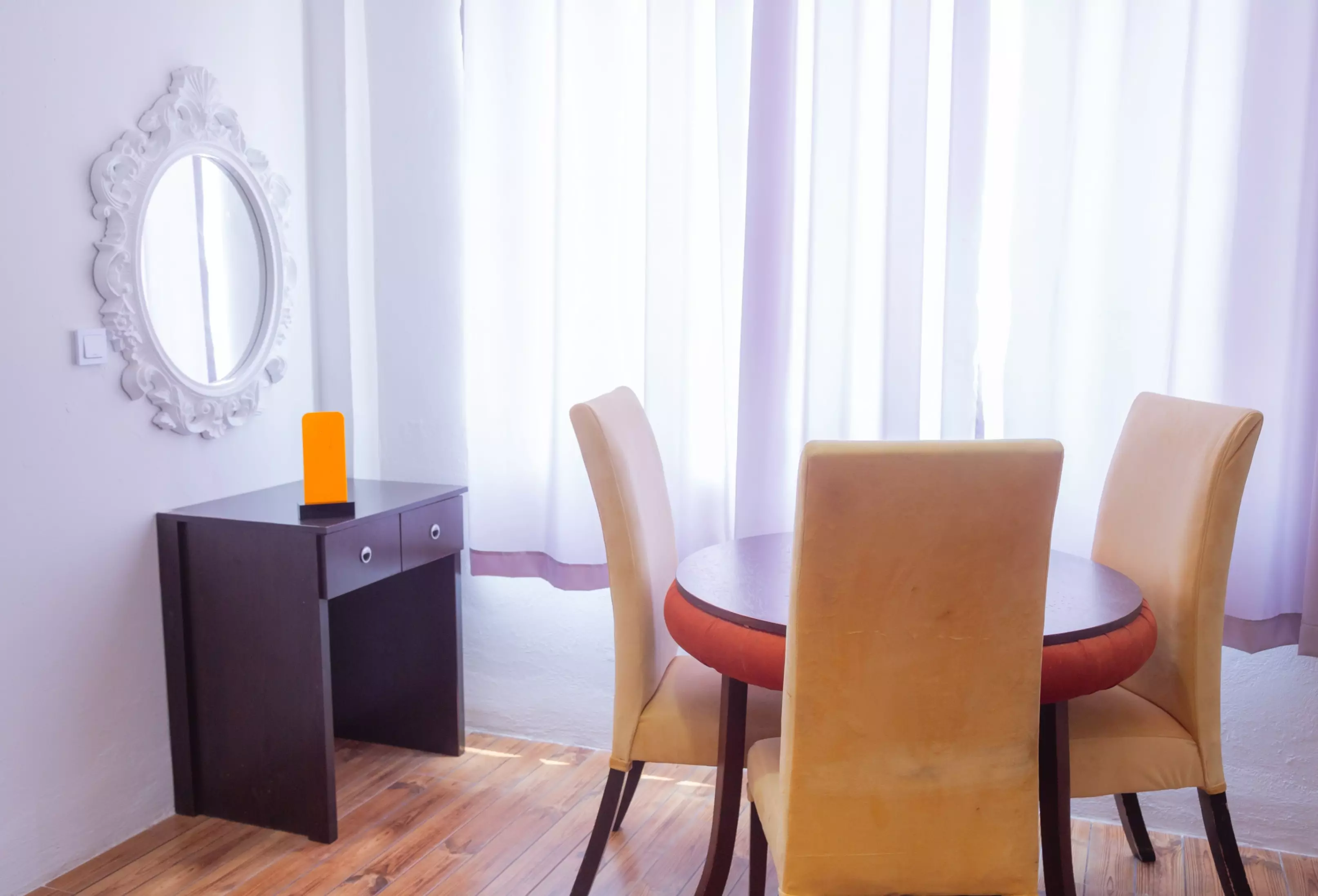 هتل ایران زمین