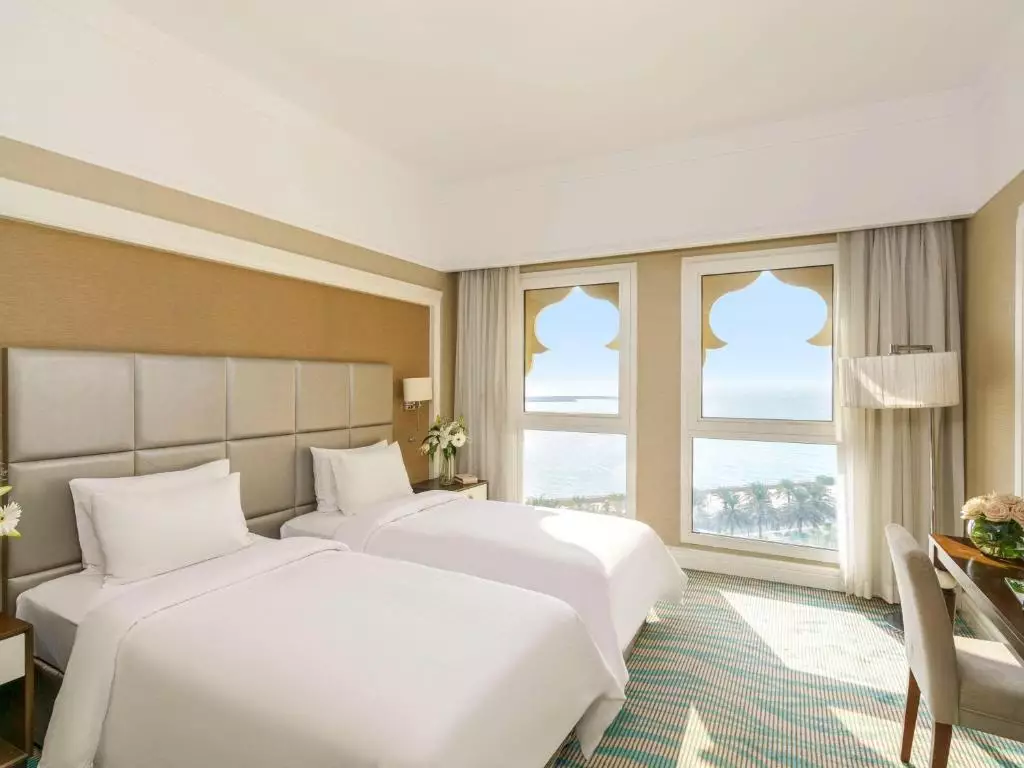 هتل رکسوس باب البحر