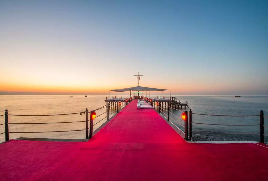 گرند رینگ هتل