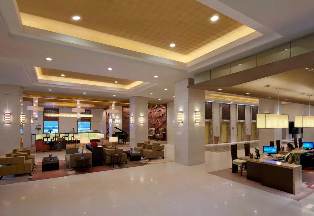 هتل سینامون لیک ساید کلمبو