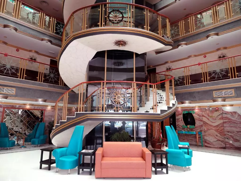 هتل بیچ بای مسقط