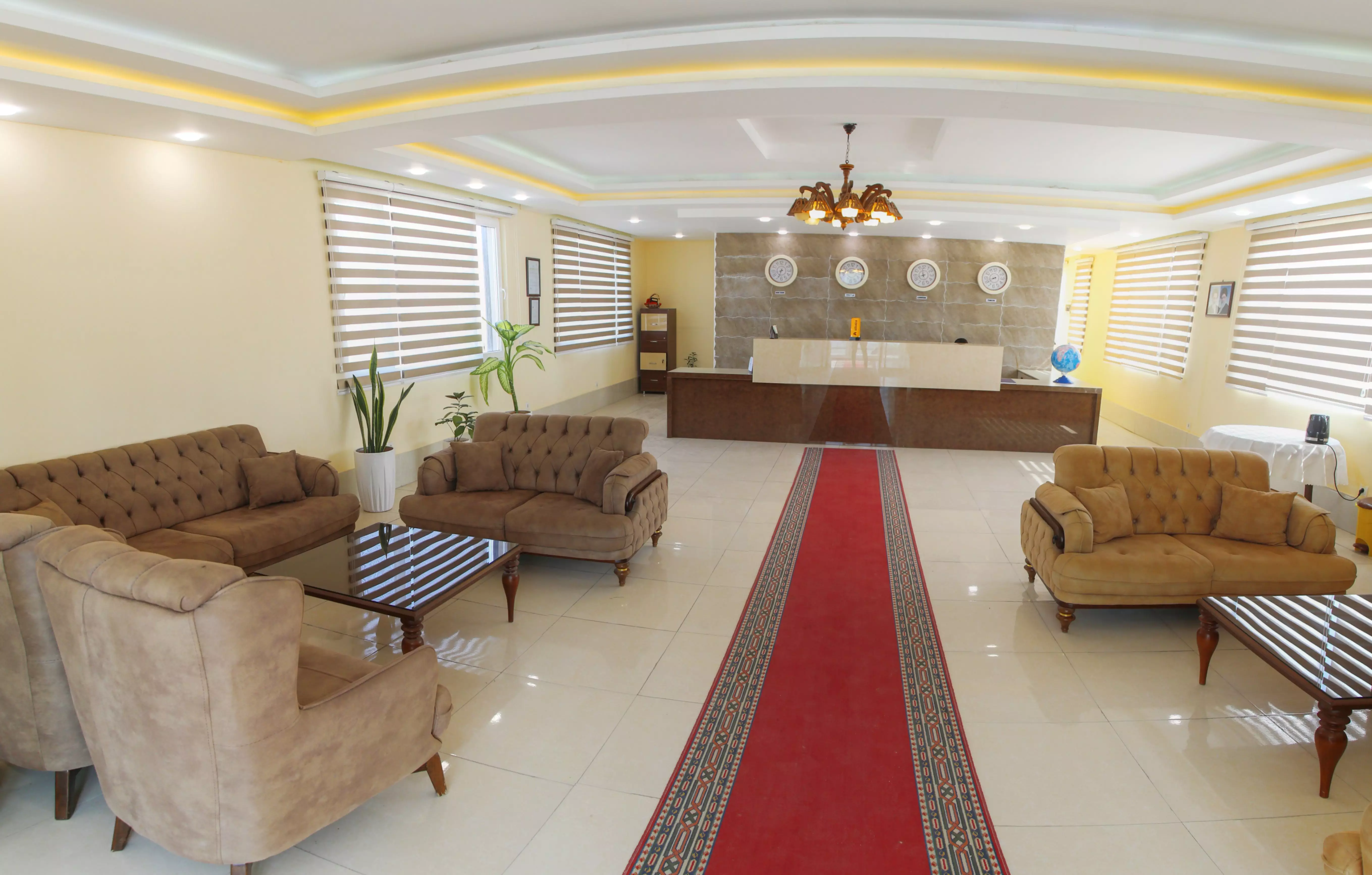 هتل ایران زمین