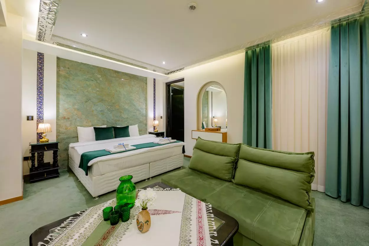 بوتیک هتل هنر