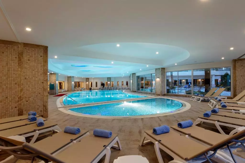 هتل سفیر ریزورت اند اسپا