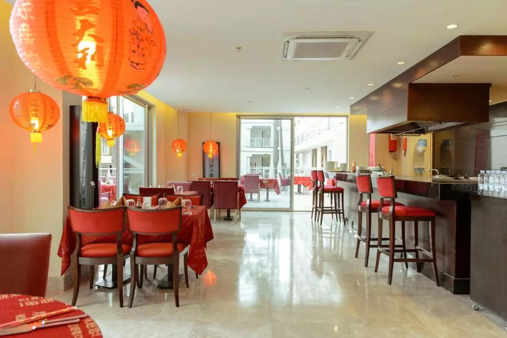 سنتیدو اورکا لوتوس بیچ