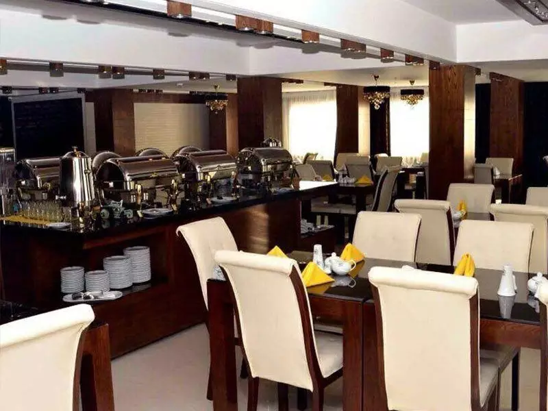 هتل جواهر شرق