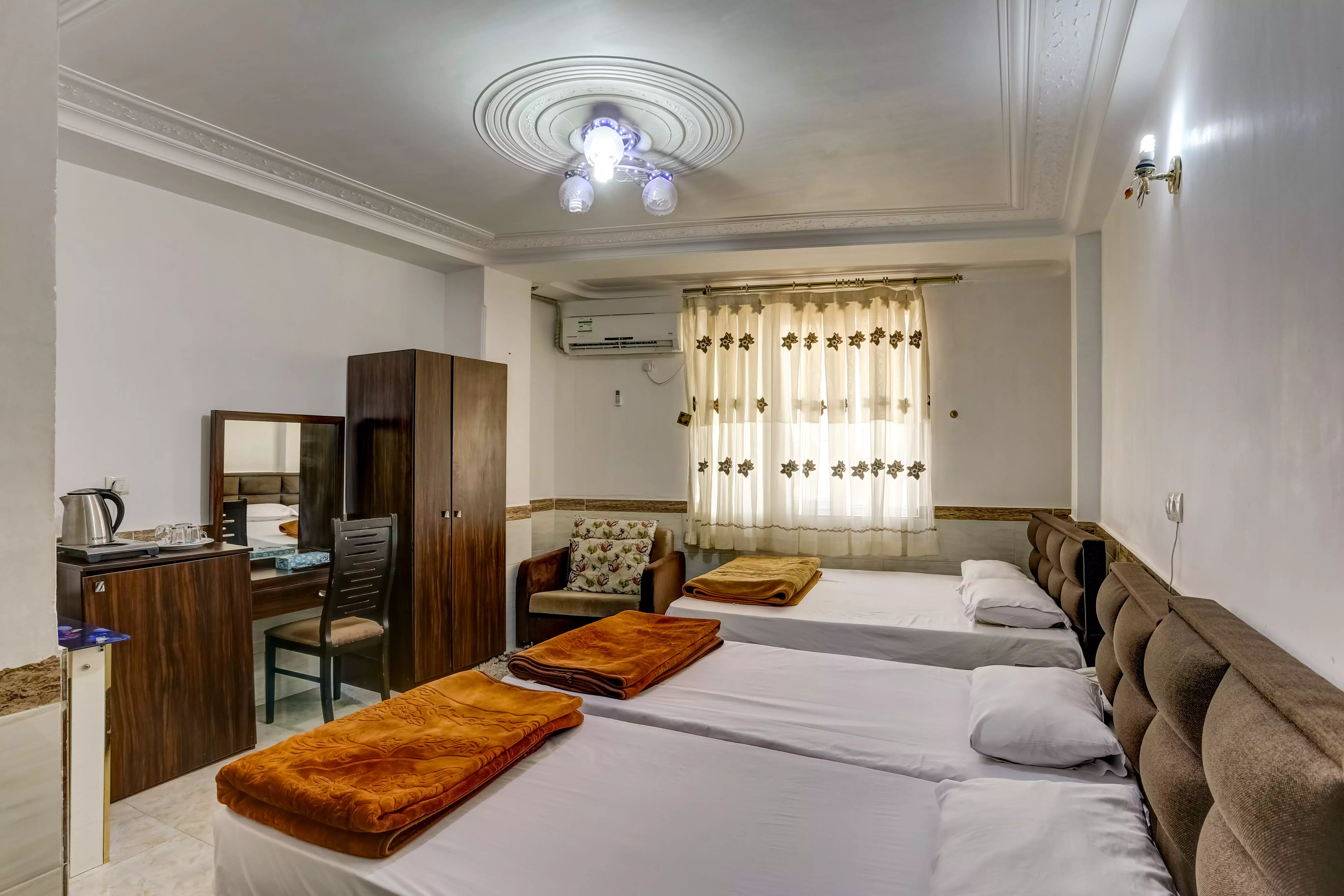 هتل مروارید